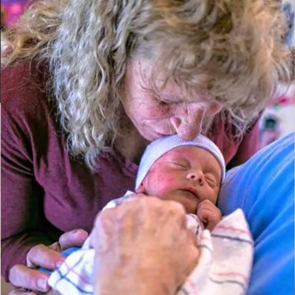 A Remarkable Journey: 57-Year-Old Woman Overcomes Loss to Welcome a Son Five Years After Her Daughter’s Passing.