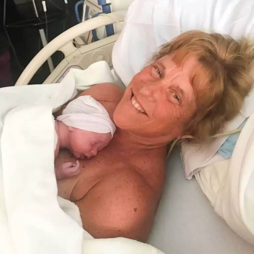 A Remarkable Journey: 57-Year-Old Woman Overcomes Loss to Welcome a Son Five Years After Her Daughter’s Passing.