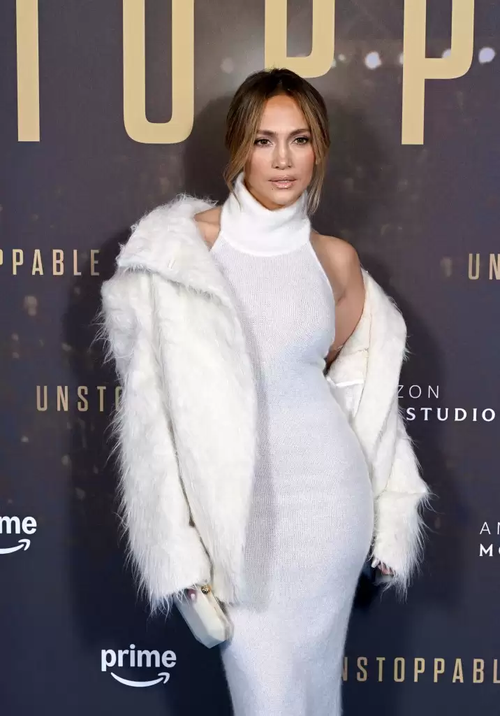 Jennifer Lopez at the "Unstoppable" premiere in London on November 5